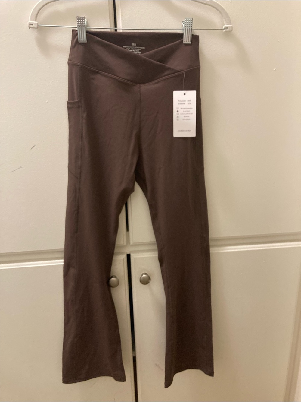 Women’s Flare Leggings with Side Pocket - Brown
